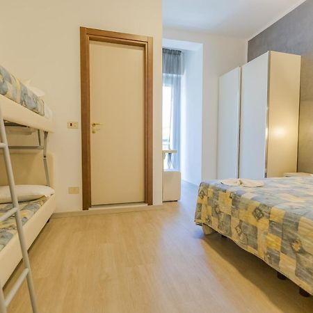 Hotel Bremen ريميني المظهر الخارجي الصورة