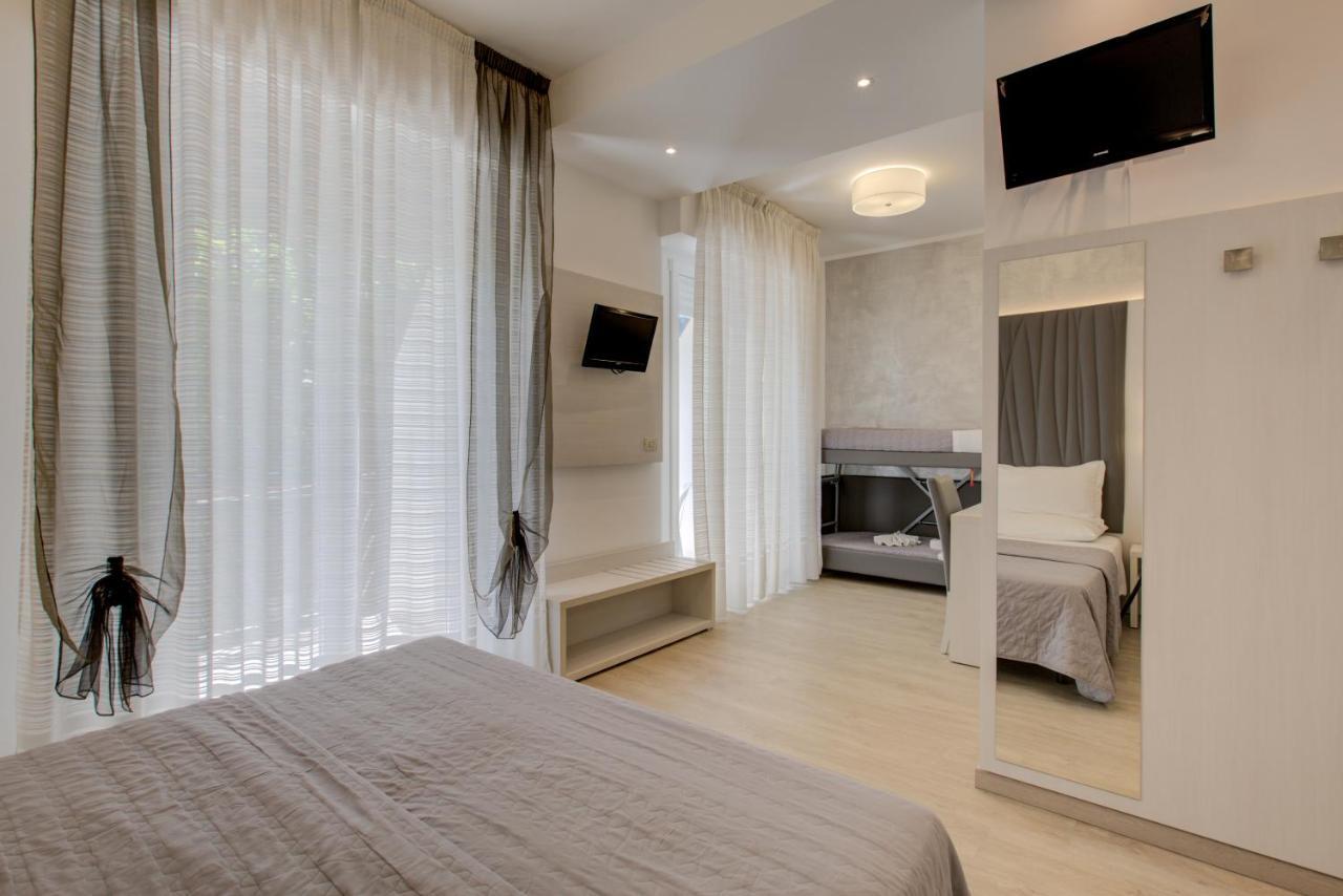 Hotel Bremen ريميني المظهر الخارجي الصورة