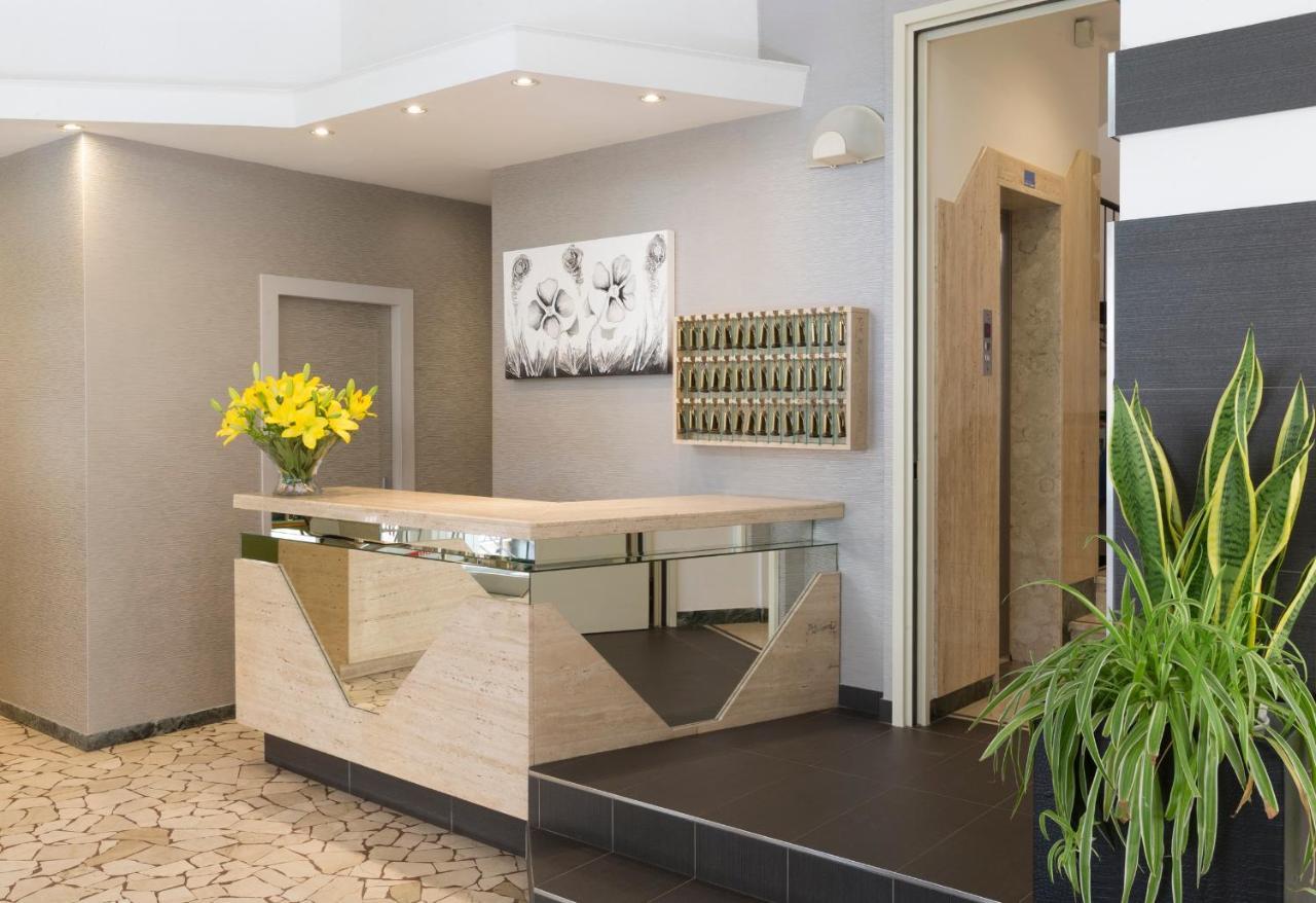 Hotel Bremen ريميني المظهر الخارجي الصورة