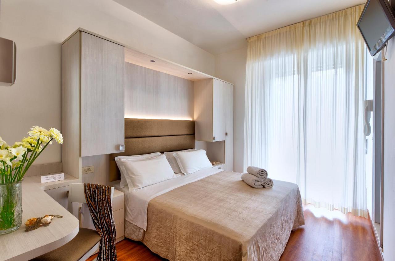 Hotel Bremen ريميني المظهر الخارجي الصورة