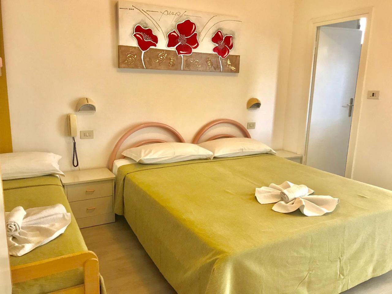 Hotel Bremen ريميني المظهر الخارجي الصورة
