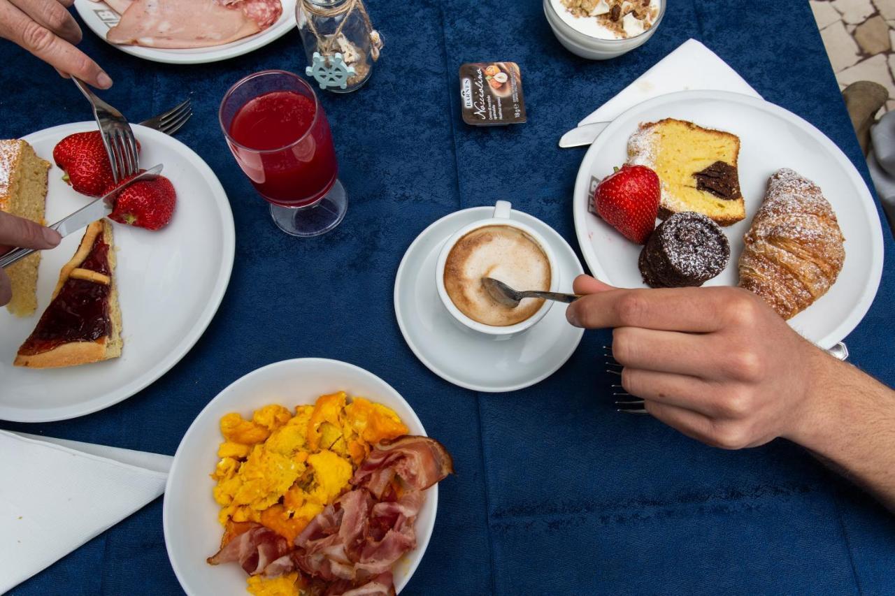 Hotel Bremen ريميني المظهر الخارجي الصورة