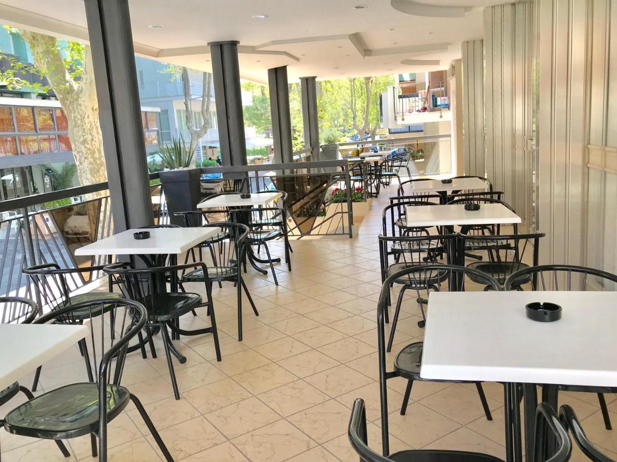 Hotel Bremen ريميني المظهر الخارجي الصورة